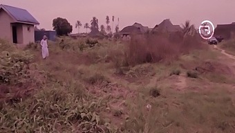 Oga Bang Offers 100k To A Hausa Fulani Babe For A Quick Blowjob In His Car