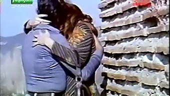 Steamy Turkish Couple'S Passionate Kissing And Tit Play