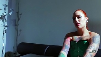 Young Foot Fetish Femdom Mistress Trains Slave Melissa