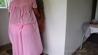 Humiliation D'Un Couple De Cocu Sri-Lankais À L'Hôtel Avec Un Étalon Bien Membré